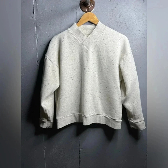Madewell Betterterry V-Neck Sweatshirt.  Size Medium - Picture 4 of 8